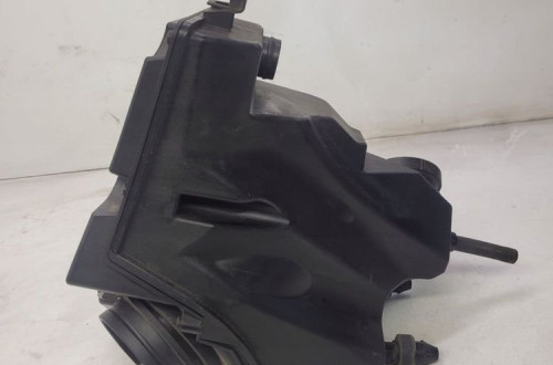 OBUDOWA FILTRA POWIETRZA AUDI A4 A5 Q5 8K0133837R