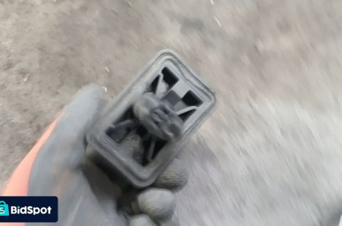 bmw e60 e63 podkladka pod lewarek 7039760