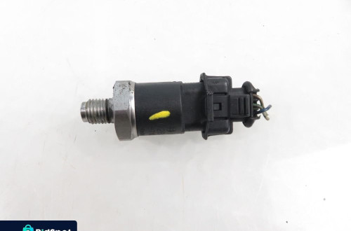 CZUJNIK CIŚNINIA PALIWA FIAT BRAVA 1.9 JTD 0281002260