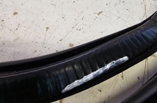 USZCZELKA DRZWI PRZÓD AUDI Q3 F3 83A831721/2