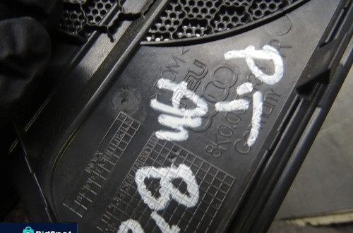 Audi A4 B8 KLAMKA WEWNĘTRZNA LEWA PRAWA TYŁ
