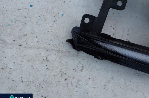 VW PASSAT B8 GTE LIFT 19- HALOGEN LED PRAWY