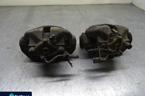 VW SHARAN I LIFT 00-04 1.9 TDI LB7Z ZACISK PRAWY LEWY PRZÓD PRZEDNI