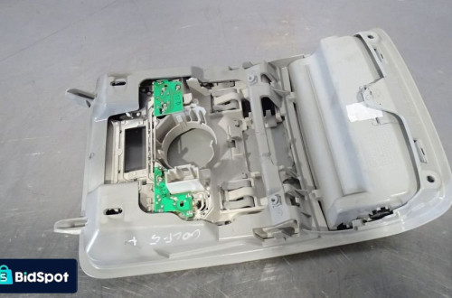 OŚWIETLENIE KABINY PRZÓD VOLKSWAGEN GOLF V PLUS 1K0868837
