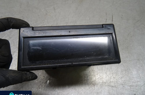 VOLVO V50 2.0TDCI KOMBI WYŚWIETLACZ RADIA 30679647