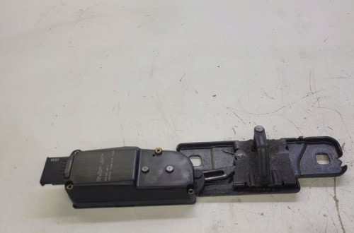 SIŁOWNIK DOCIĄG KLAPY TYŁ AUDI A6 A7 A8 4F9827383B
