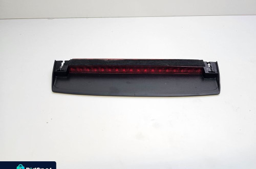 ŚWIATŁO STOP TRZECIE AUDI A4 B9 SEDAN 8W5945097