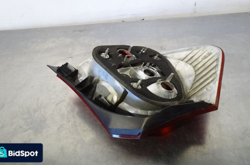 LAMPA PRAWA TYLNA BMW E87