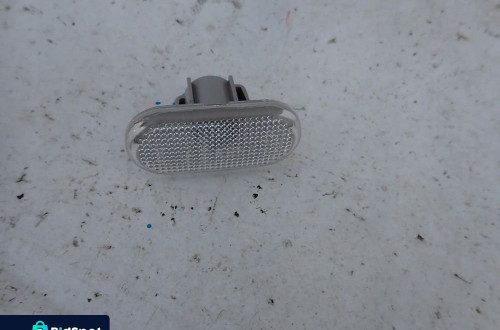 RENAULT DACIA 8200257684 MIGACZ KIERUNKOWSKAZ