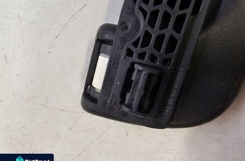 RĄCZKA PODSUFITKI AUDI Q3 F3 83A Q5 Q7 80A857608