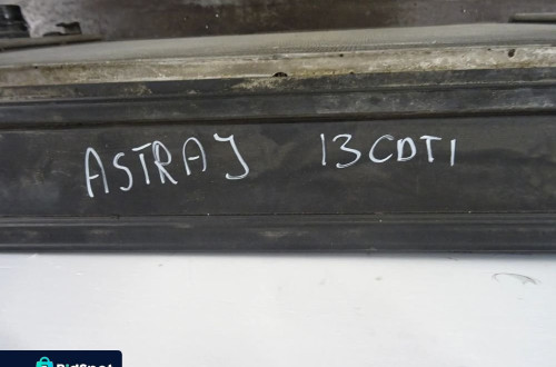 OPEL ASTRA IV J 1.3CDTI KOMBI INTERCOOLER CHŁODNICA KLIMATYZACJI 13377762 / 13267646