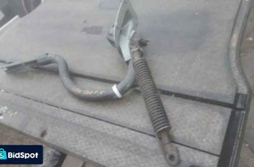 bmw e60 zawias klapy tyl tylni tylny prawy
