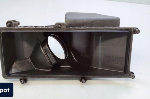POKRYWA OBUDOWY FILTRA POWIETRZA AUDI A4 A5 Q5 8R0133837