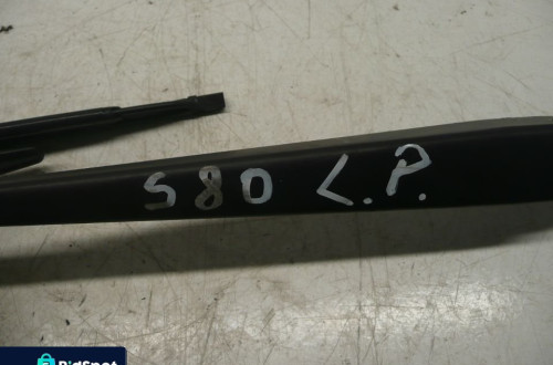 VOLVO S80 98-02 RAMIE RAMIONA WYCIERACZEK PRZÓD