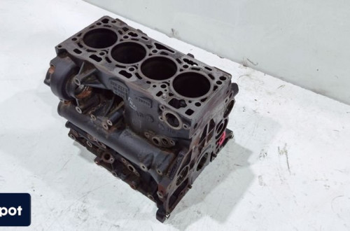BLOK SILNIKA AUDI A4 B9 A5 DEU 2.0 TDI 03N023A