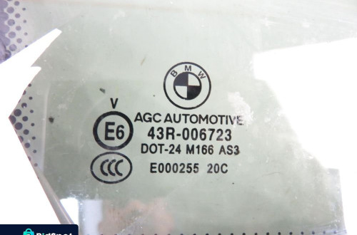 SZYBA KAROSERYJNA LEWA TYLNA BMW X1 E84