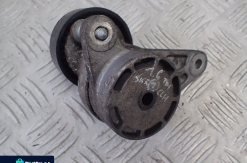 GOLF 7 AUDI A3 8V NAPINACZ PASKA ROLKA 04L903315A RADOM