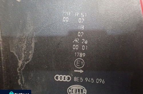 Lampa tył tylna prawa AUDI A4 B7 05-08 SEDAN