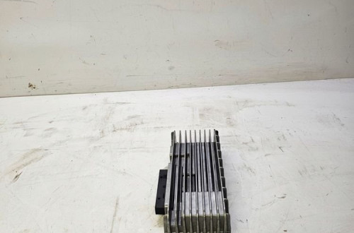 WZMACNIACZ AUDI A6 C6 4F0035223K 4F0910223H