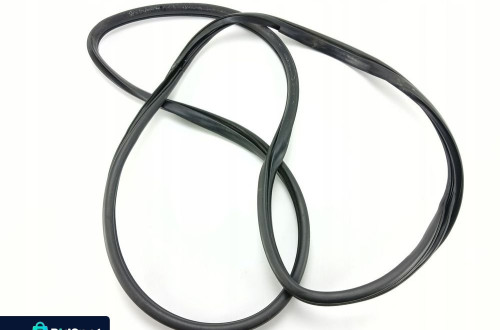 USZCZELKA DRZWI LEWY PRZÓD KIA CEED II HB KOMBI (12-15)