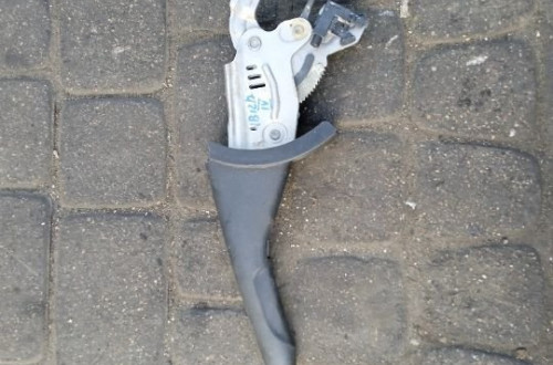 DŹWIGNIA HAMULCA RĘCZNEGO SEAT IBIZA IV 08-