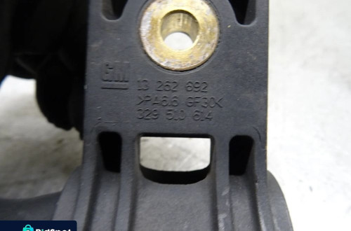 OPEL MERIVA B 10-13 1.3CDTI UCHWYT MOCOWANIE CHŁODNICY 13502577