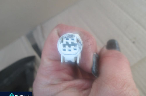 lusterko lewe Corolla Verso 1C0 5pin Europa