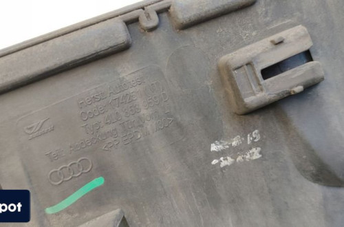 LISTWA Z DRZWI LEWY PRZÓD AUDI Q7 4L ALLROAD 4L0853959D