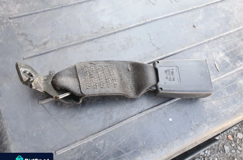 bmw e60 e61 zapinka pasa tyl tylnia tylna 7059774