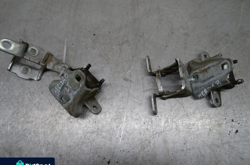 OPEL MERIVA B 10-13 1.3CDTI ZAWIAS ZAWIASY DRZWI PRAWY PRZÓD TYŁ