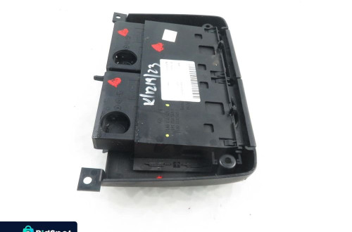 UCHWYT NA NAPOJE VW POLO III FL (6N2) 6N0858569B