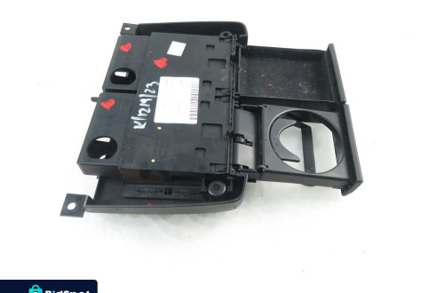 UCHWYT NA NAPOJE VW POLO III FL (6N2) 6N0858569B