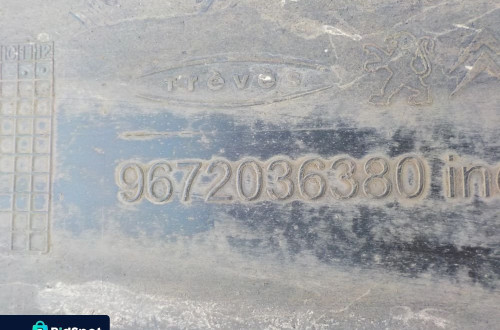 CITROEN C5 III KOMBI OSŁONA PODWOZIA PRAWA