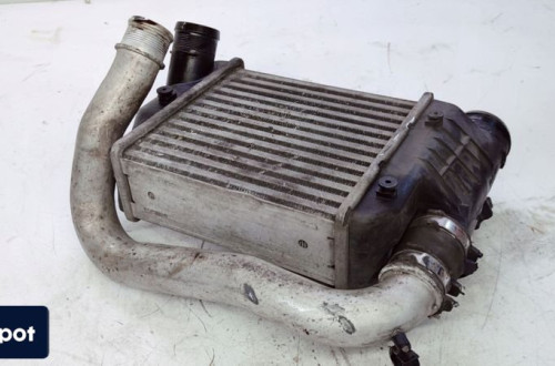 CHŁODNICA INTERCOOLER AUDI A6 2.7 3.0 4F0145805E