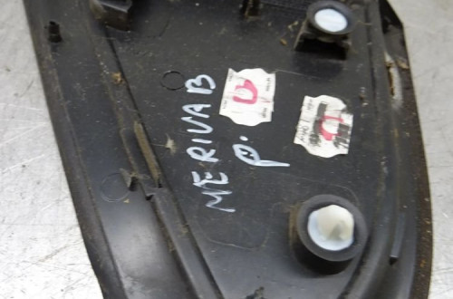 OPEL MERIVA B 10-13 1.3CDTI TRÓJKĄT ZAŚLEPKA BŁOTNIKA PRAWA LEWA