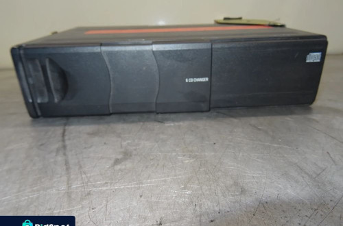 BMW E39 SEDAN 95-00 2.5D ZMIENIARKA PŁYT CD 6908948