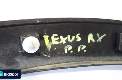 LISTWA BŁOTNIKA PRAWY PRZÓD LEXUS NX 200  75601-78040