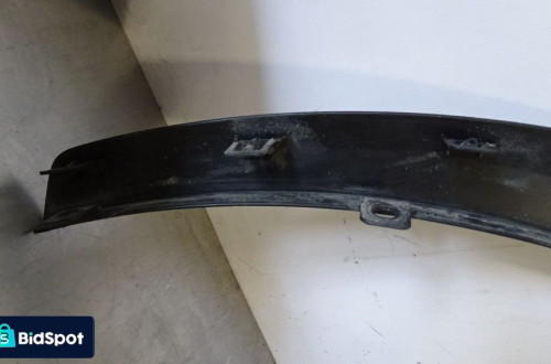 LISTWA BŁOTNIKA PRAWY PRZÓD LEXUS NX 200  75601-78040