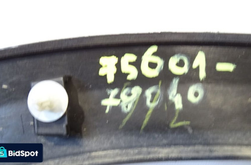 LISTWA BŁOTNIKA PRAWY PRZÓD LEXUS NX 200  75601-78040