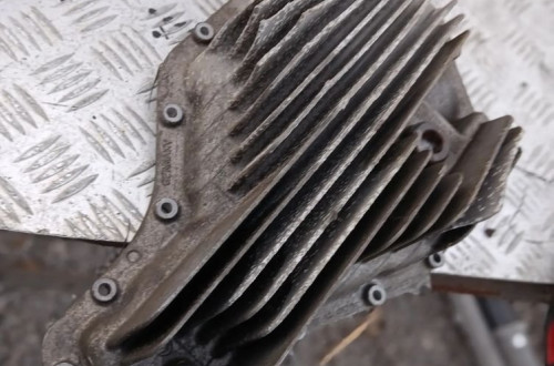 bmw 3 f80 4 f82 f83 glowka dekiel pokrywa reduktora most 2284836
