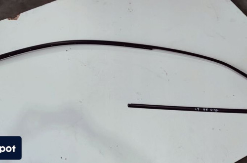 LISTWA MATOWA LEWA KAROSERYJNA AUDI A5 8T0853703
