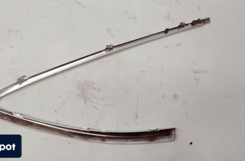LISTWA SZYBY CHROM LEWY TYŁ AUDI A7 4G8853345
