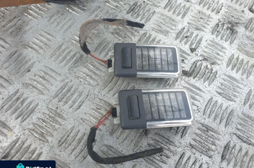bmw x3 e83 lift lampka oswietlenie kabiny podsufitki