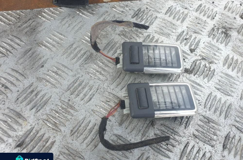 bmw x3 e83 lift lampka oswietlenie kabiny podsufitki