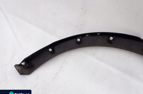 RENAULT CAPTUR 13- LISTWA BŁOTNIKA PRAWY TYŁ