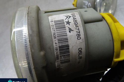 CITROEN C3 I LIFT HB 5D HALOGEN ŚWIATŁO PRZECIWMGIELNE LEWE PRAWE