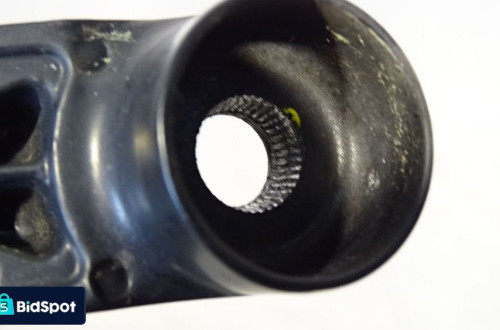 RAMIĘ WYCIERACZKI PRZÓD PRAWE TOYOTA AURIS 2.0D4D 3151820