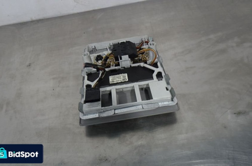 OŚWIETLENIE KABINY PRZÓD OPEL ZAFIRA B 1.8 13166476