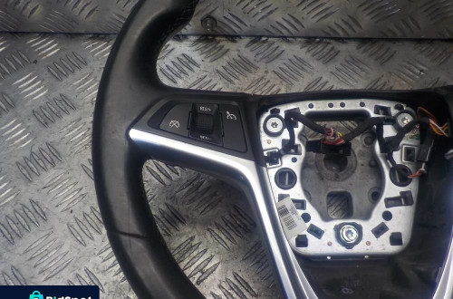 OPEL INSIGNIA A KIEROWNICA WIELOFUNKCYJNA SKÓRA NR4