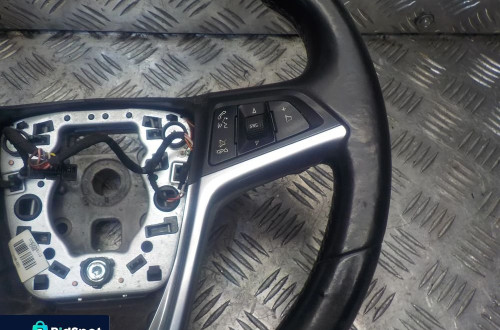 OPEL INSIGNIA A KIEROWNICA WIELOFUNKCYJNA SKÓRA NR4